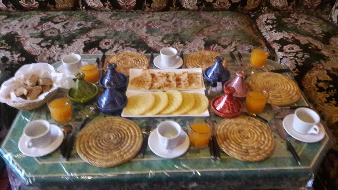 Bed and Breakfast Dar Pa Labzioui Meknès Exterior foto